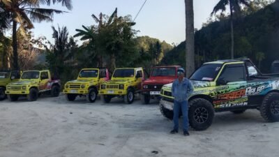 KELILING PANTAI SELATAN NAIK JIP, WISATA DRINI GUNUNGKIDUL MAKIN NYAMAN DIPIMPIN KELOMPOK SADAR WISATA