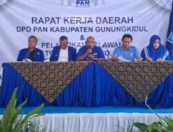 DPD PAN DIY GELAR RAKERDA DAN LANTIK RELAWAN TOTOK DARYANTO